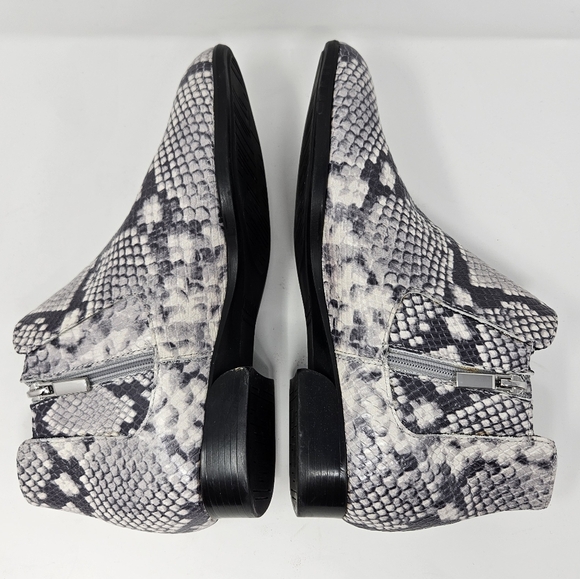 Munro Womens Cate Ankle Chelsea Boots Sz 8.5M Snake Embossed Leather Black-Gray - Picture 5 of 11